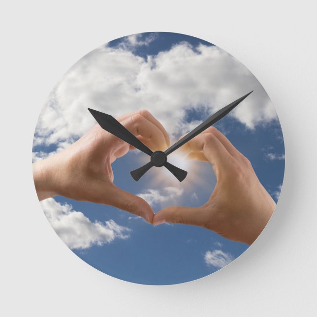 Reloj Redondo Mediano Manos de amor (Anverso)