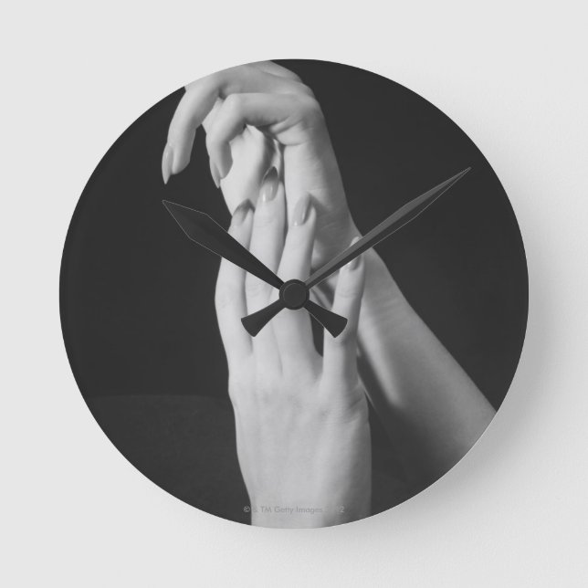 Reloj Redondo Mediano Manos de las mujeres (Anverso)