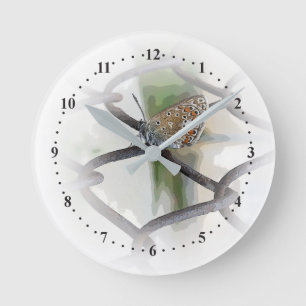 Reloj Redondo Mediano mariposa en la valla