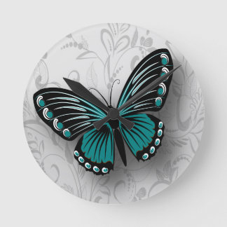 Reloj Redondo Mediano Mariposa Verde azulada caprichosa en flor gris