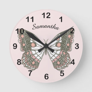 Reloj Redondo Mediano Mariposa y nombre personalizado en rosa suave