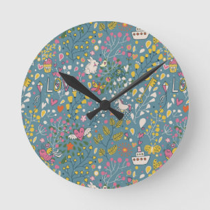Reloj Redondo Mediano Modelo romántico abstracto con el dibujo animado