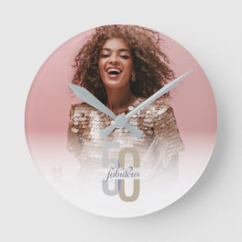 Reloj Redondo Mediano Moderno 50 y fabuloso 50 cumpleaños elegante