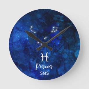 Reloj Redondo Mediano Monograma azul de la galaxia de la constelación