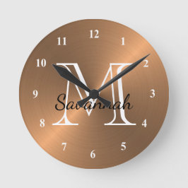 Reloj Redondo Mediano Monograma Copper Elegante Faux Metalizado
