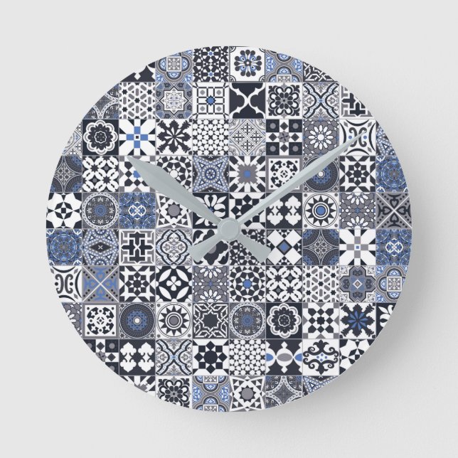 Reloj Redondo Mediano Moroccan tile black,blue,gray (Anverso)