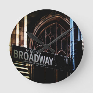 Reloj Redondo Mediano Muestras de NYC