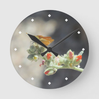 Reloj Redondo Mediano Naranja Skipperling Butterfly