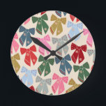 Reloj Redondo Mediano Navidades Bows Coquette<br><div class="desc">Navidades se doblan - Coquette Ribbons.</div>