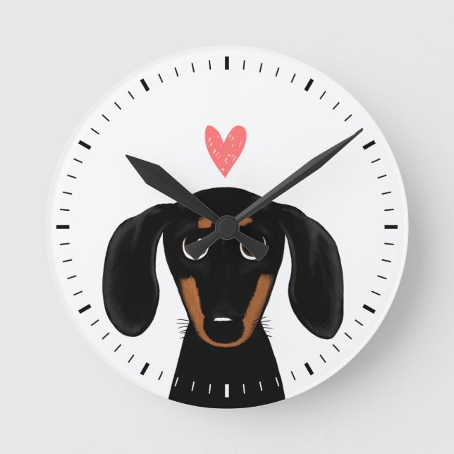 Reloj Redondo Mediano Negro lindo y Tan Dachshund con corazón (Anverso)