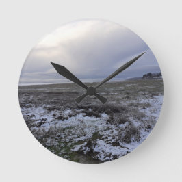 Reloj Redondo Mediano Nieve Al Otro Lado De La Bahía
