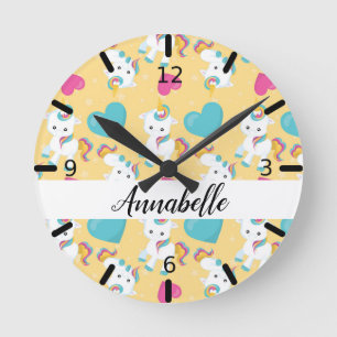 Reloj Redondo Mediano Niñeras y corazones personalizados