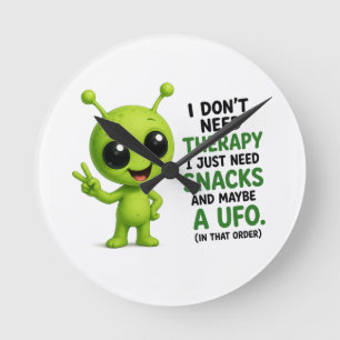 Reloj Redondo Mediano No Necesito Terapia Necesito Snacks Diseño Alien