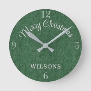 Reloj Redondo Mediano Nombre de la familia Feliz Navidad Verde Impresión