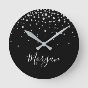 Reloj Redondo Mediano Nombre DIY Guión blanco y diamantes blancos, negro