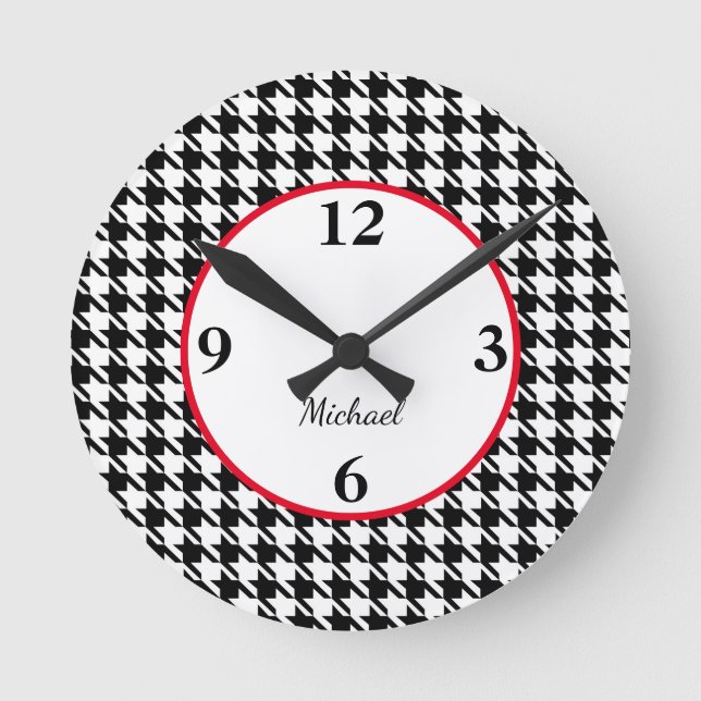 Reloj Redondo Mediano Nombre, Patrón Houndstoth Acento Rojo 8-in Acrílic (Anverso)