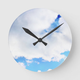 Reloj Redondo Mediano Nubes blancas esponjosas y cielo azul