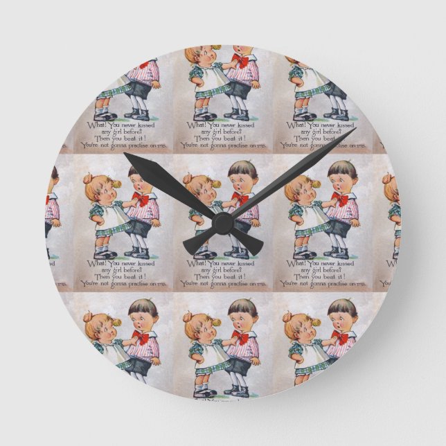 Reloj Redondo Mediano ¿Nunca besó a un Chica? (Anverso)