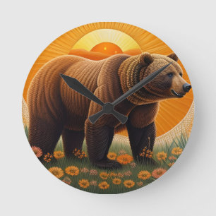 Reloj Redondo Mediano Oso Pardo Majestuoso de Pie en un Campo