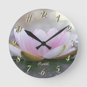 Reloj Redondo Mediano Paisaje de Flor de Loto Rosa, Zen