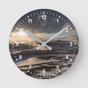 Reloj Redondo Mediano Paisaje de invierno geotérmico