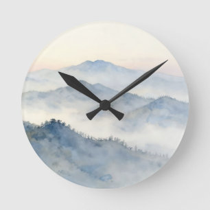 Reloj Redondo Mediano Paisaje en Acuarela de la Montaña Brumosa