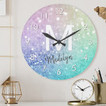 Reloj Redondo Mediano Pastel Purpurina Bokeh BackgroundGlam Elegant Glit<br><div class="desc">Personalice fácilmente este elegante y colorido patrón de purpurina bokeh con su nombre personalizado y/o monograma.</div>