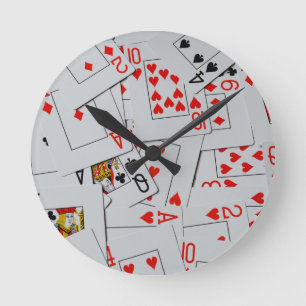 Reloj Redondo Mediano Patrón de baraja de cartas dispersas,