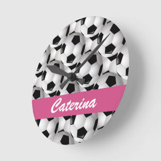 Reloj Redondo Mediano Patrón de bola de fútbol personalizado rosa