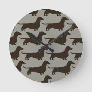 Reloj Redondo Mediano Patrón de Dachshunds - Siluetas de Perro Wiener