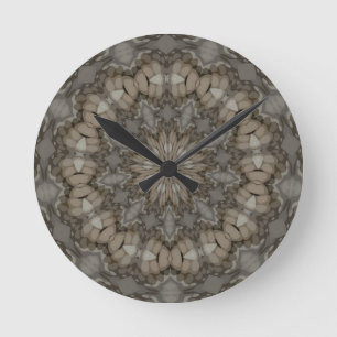 Reloj Redondo Mediano Patrón de Mandala Tonos Terrosos Naturales