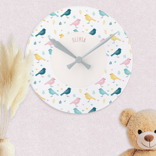 Reloj Redondo Mediano Patrón de pájaros escandinavos pastel con nombre p