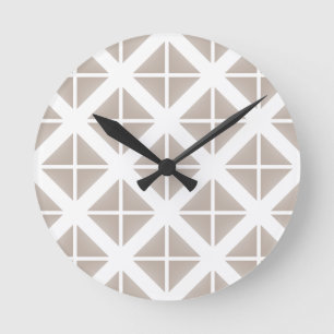 Reloj Redondo Mediano Patrón de triángulo de moda de Beige