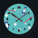 Reloj Redondo Mediano Patrón sin problemas de instrumentos dentistas<br><div class="desc">Reloj de pared redondo con un encantador patrón dentista.</div>