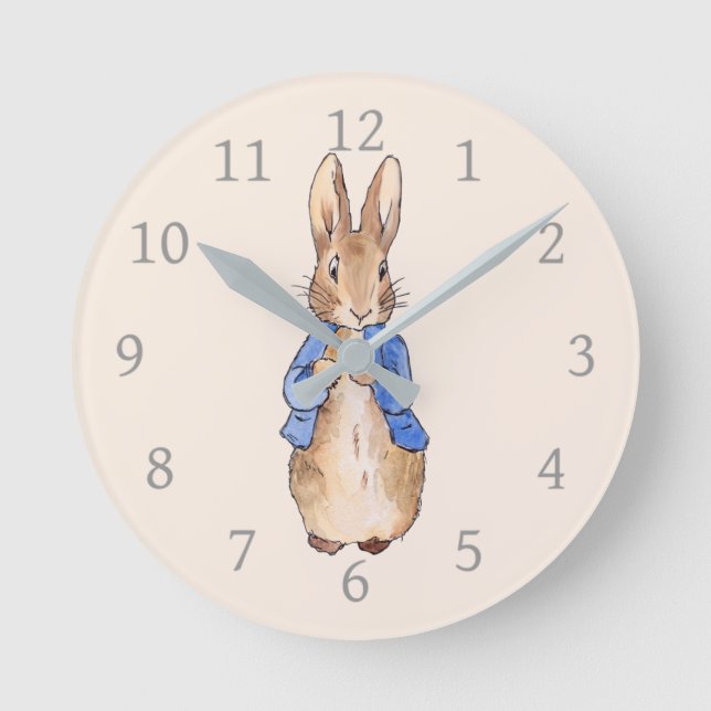 Reloj Redondo Mediano Pedro el Conejo con fondo beige (Anverso)