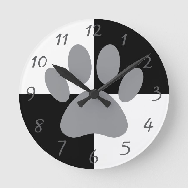 Reloj Redondo Mediano Perro Paw Imprimir Personalizado blanco y negro (Anverso)