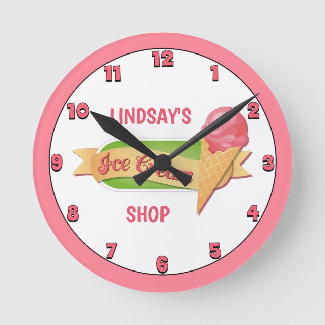 Reloj Redondo Mediano Personalizado De Tienda De Helados Rosados (Anverso)