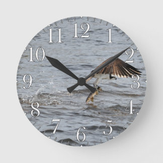 Reloj Redondo Mediano Pesca Osprey y Catch 3 Wildlife Photo