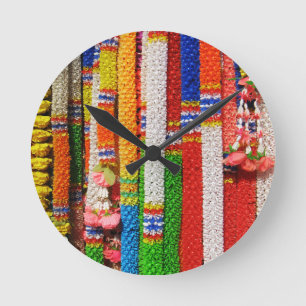 Reloj Redondo Mediano Phuang Maalai - Guirnalda floral tailandesa