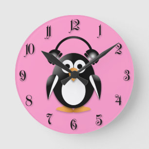Reloj Redondo Mediano Pingüino con auriculares