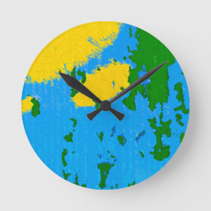 Reloj Redondo Mediano Pintura de despegado azul del cielo verde amarillo