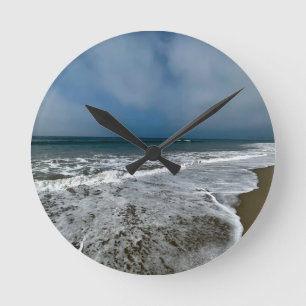 Reloj Redondo Mediano Playa Santa Mónica en otoño.