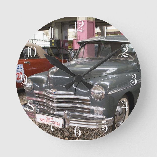 Reloj Redondo Mediano Plymouth Special De Luxe. Construido en 1949 (Anverso)