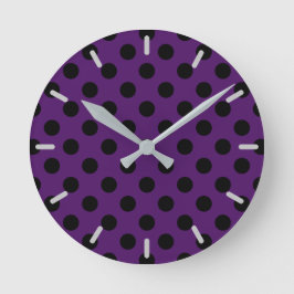 Reloj Redondo Mediano Pos de polka negro sobre púrpura de ciruela