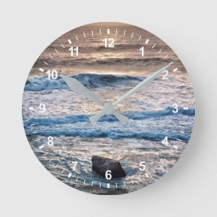 Reloj Redondo Mediano Puesta de sol en la playa delicada