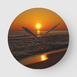Reloj Redondo Mediano Puesta del sol en la fotografía de la playa