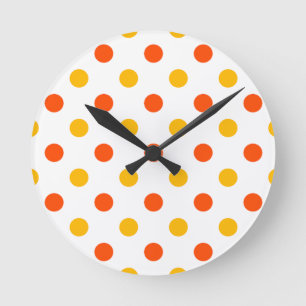 Reloj Redondo Mediano Puntos de lunares naranjas y amarillos sobre blanc