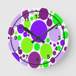 Reloj Redondo Mediano Puntos De Polka Morado Y Verde