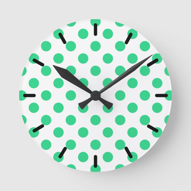 Reloj Redondo Mediano Puntos de polka verdes y blancos (Anverso)