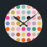 Reloj Redondo Mediano Puntos geométricos de color vintage<br><div class="desc">Puntos geométricos vintage coloridos - diseño retro - fondo blanco crema y puntos coloridos en rosa,  amarillo,  verde,  azul y naranja.</div>